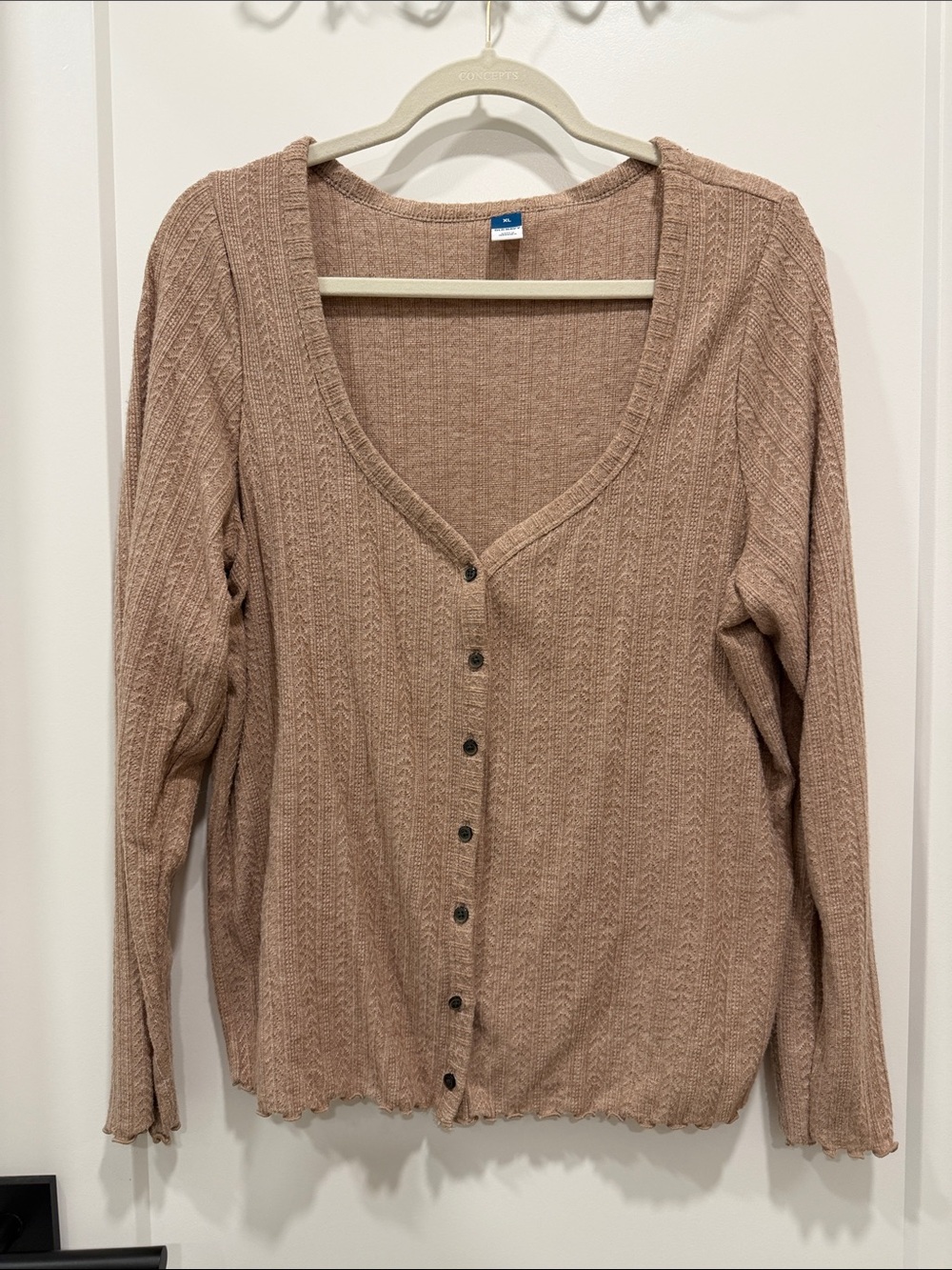Button-Front Knit Cardigan Sweater in Mauve Pink